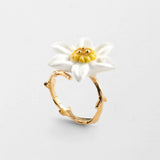 Daffodil branch ring