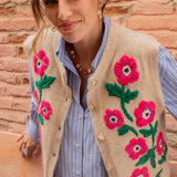 Sleeveless vest embroidered with anemones