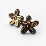 Puces d'oreilles fleur d'Erine noire