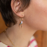 Boucles d'oreilles pendantes oiseau & feuille d'or