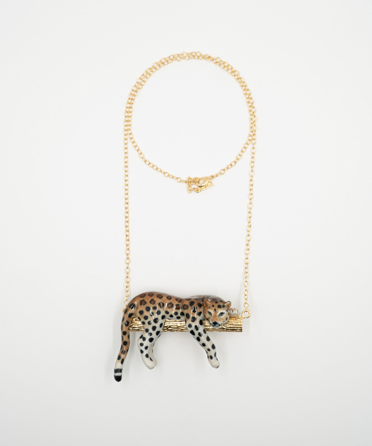 bijou collier animal léopard peint à la main en porcelaine