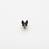 bijou pin's animal bouledogue peint à la main en porcelaine