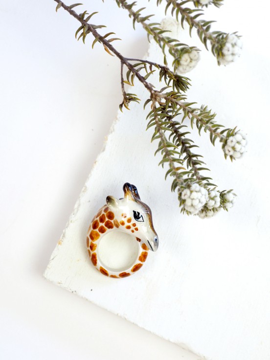 hand painted porcelain ring animal giraffe