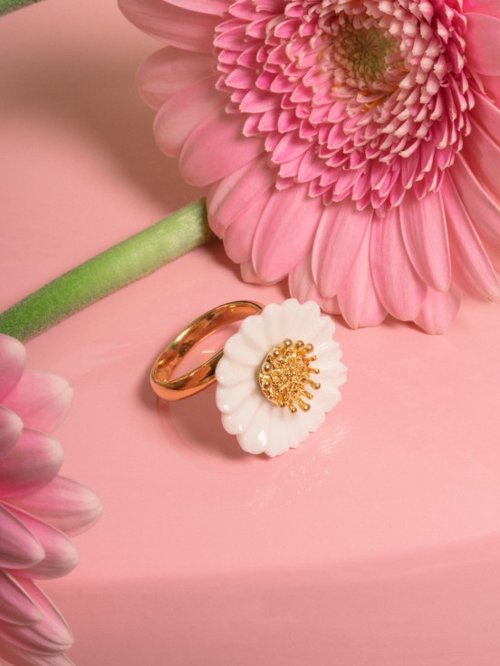 adjustable ring daisy hand-painted porcelain gold plated