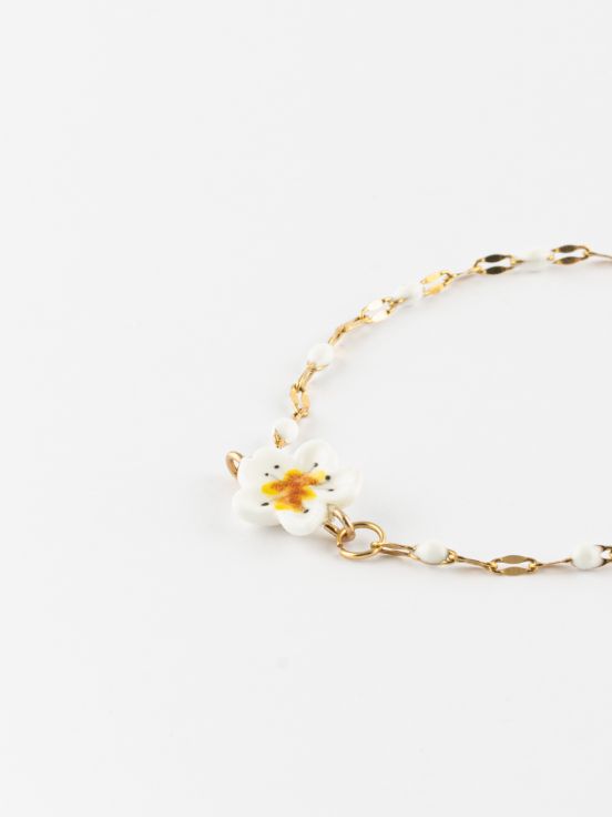 Pear tree flower bracelet
