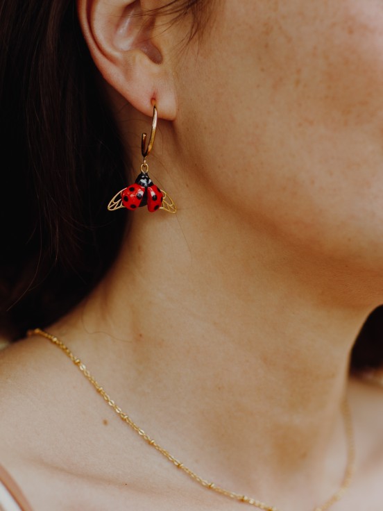Nach ladybug golden earrings