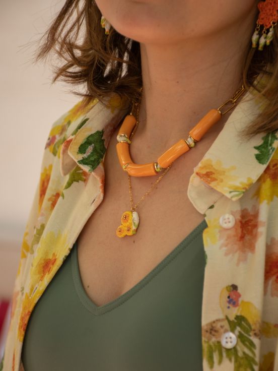 Budgerigar on dandelions necklace