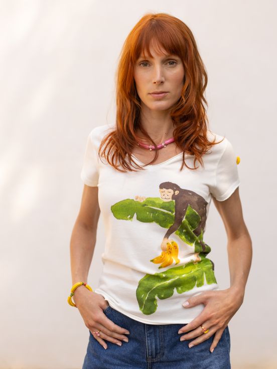T-shirt capucin sur feuilles de bananier