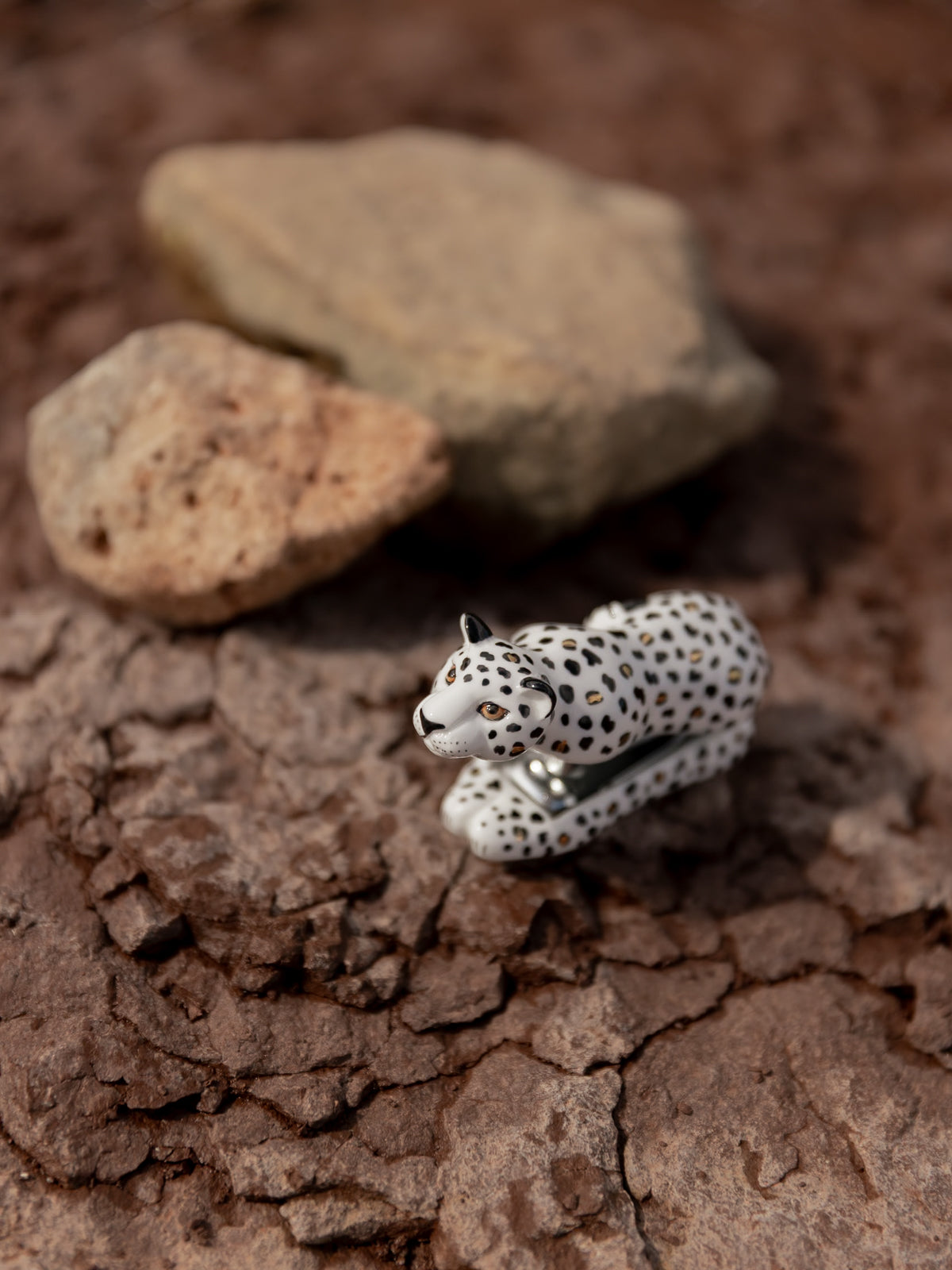 White &amp; Gold Leopard Stapler