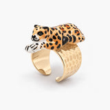 Anillo martillado leopardo tumbado