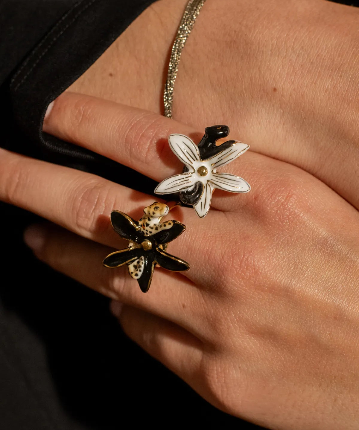 Bague fleur d'Erine et panthère