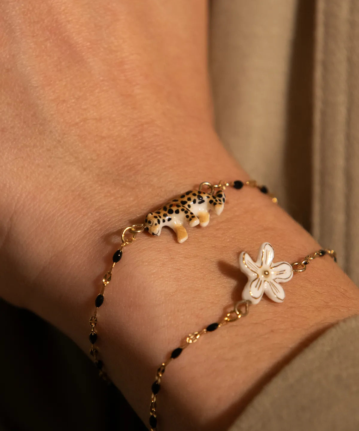 Bracelet perles et léopard