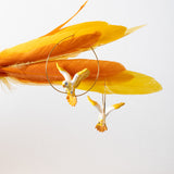 Créoles en bambou perroquet et fleurs