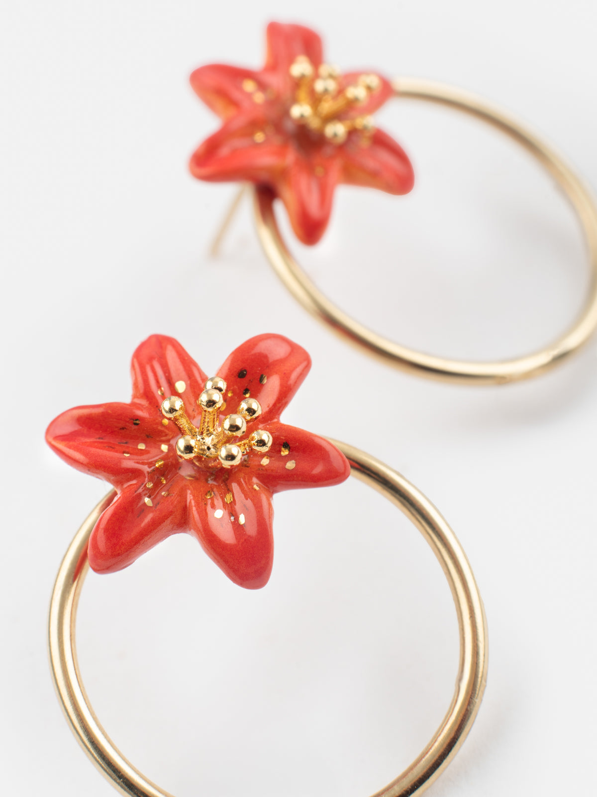 tiger lily earrings Round tiger lily earrings – NACH BIJOUX