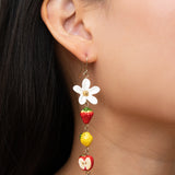 Boucles d’oreilles pendantes fleur, fruits et abeille