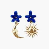 Pendientes asimétricos flor azul, sol y luna