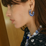 Maxi boucles d’oreilles zèbre bleu
