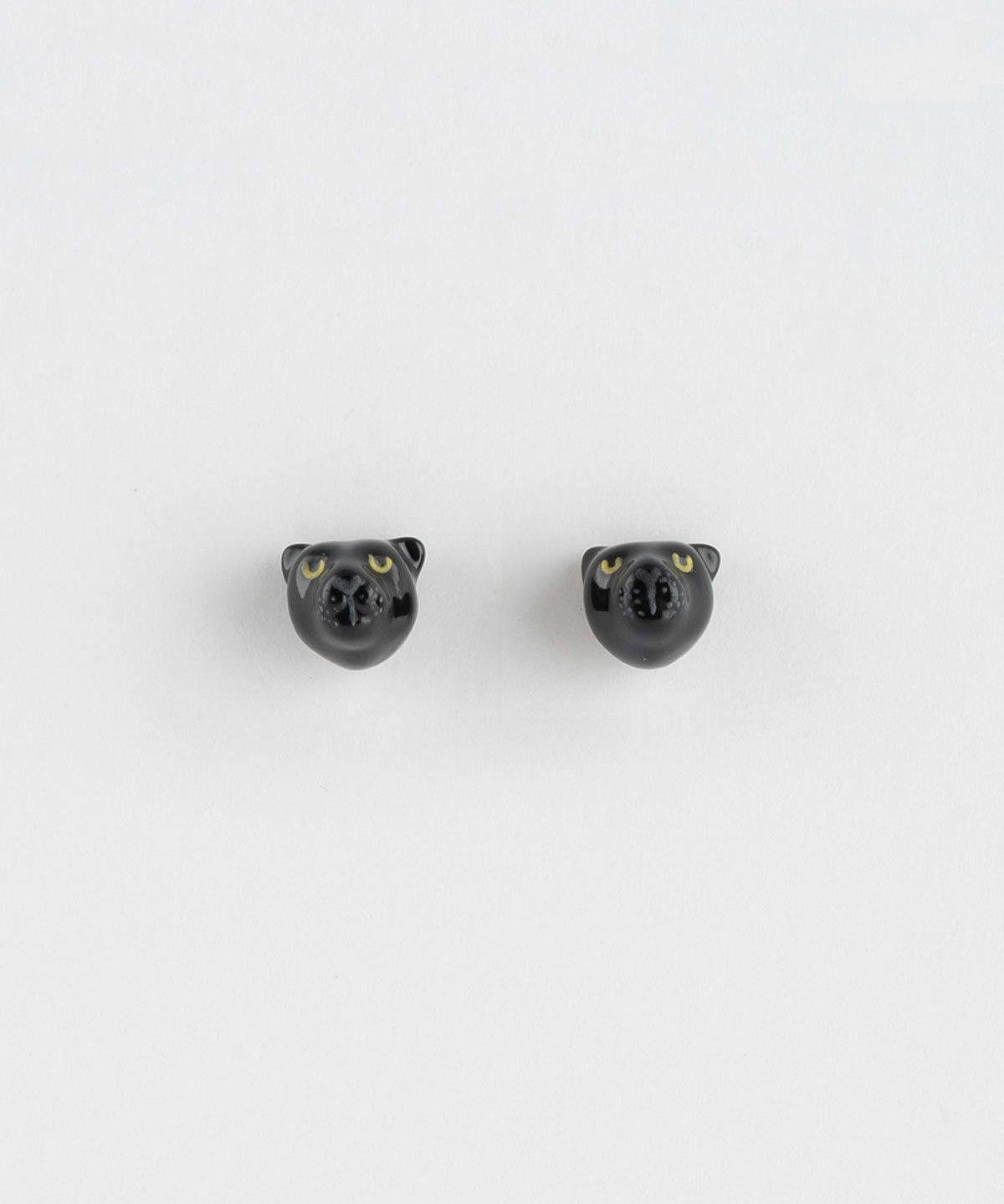 Puces d'oreilles tête de panthère noire