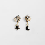 Puces d'oreilles léopard, étoile & lune