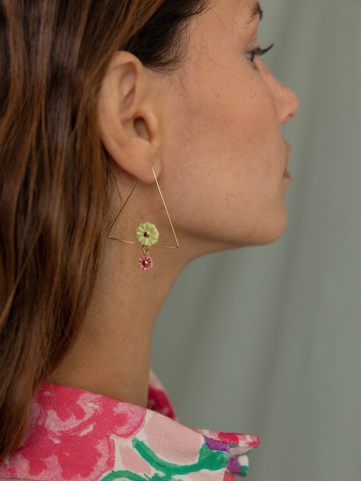 Créoles triangle fleurs