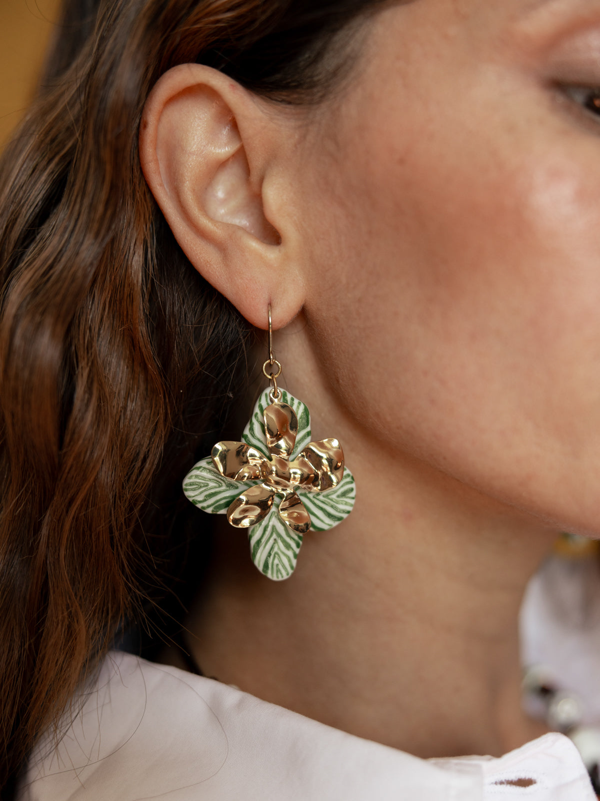 Boucles d'oreilles pendantes pétales zèbre vert