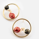 Round snail earrings in love