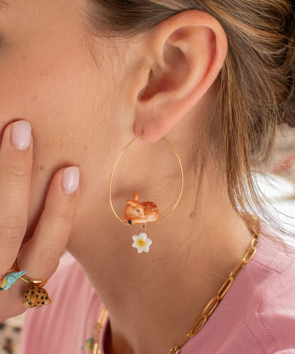 Large doe and daffodil hoop earrings