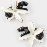 Puces d'oreilles panthère et fleur d'Erine