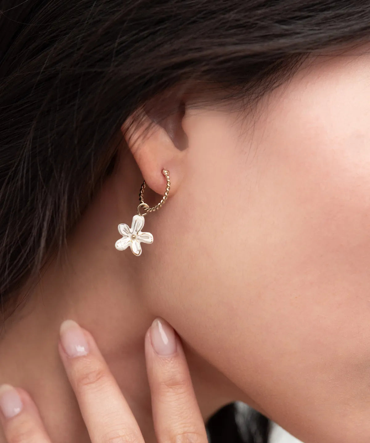 Mini créoles fleur d'Erine - vendue à l'unité