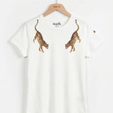 Camiseta Olga - leopardo cara a cara
