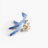 Pin’s hirondelle bleue
