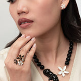 Collier Panthère, fleur et perles