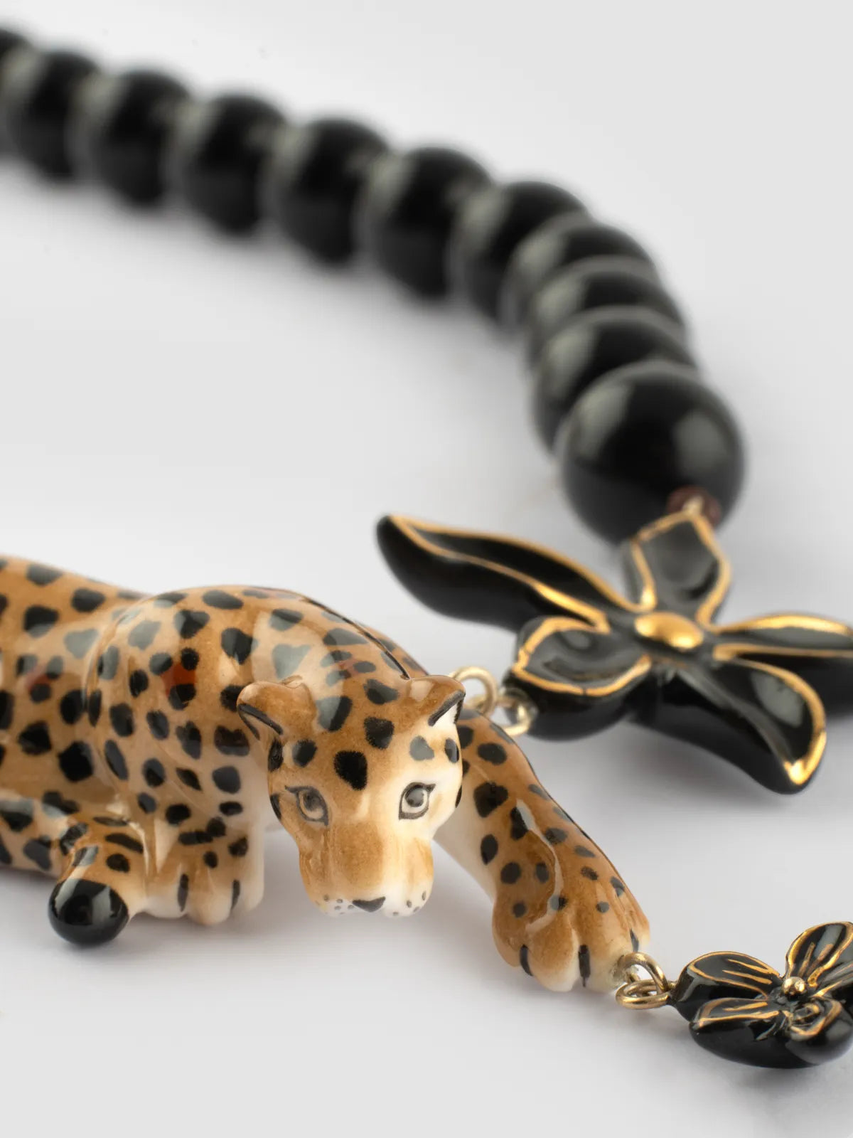 Leopard, flower and pearl necklace – NACH BIJOUX Leopard, flower and pearl necklace – NACH BIJOUX