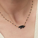 Collier perles et panthère