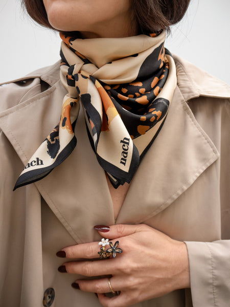 【新品✨】BIBLIOTHERK SCARF WITH HAND JEWELRY YL20_60307699-aae2-47fa-a09f-