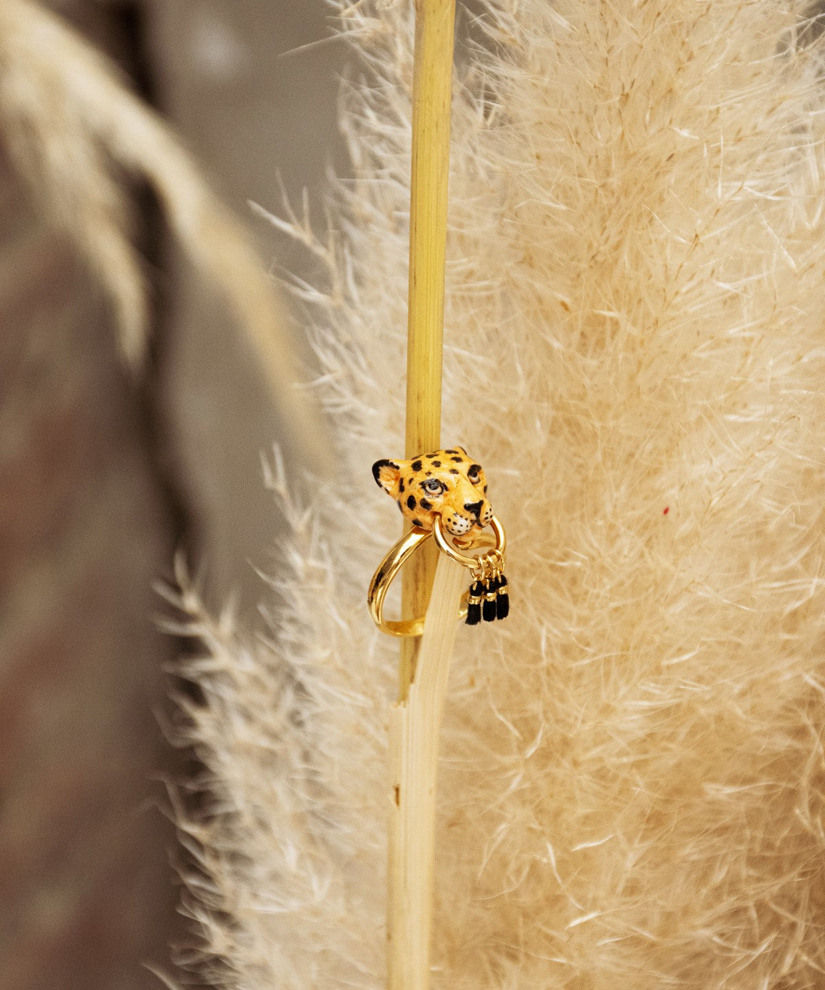 bague animal léopard peinte à la main en porcelaine