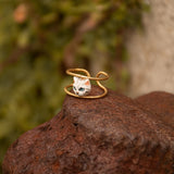 Bague chat porcelaine laiton doré