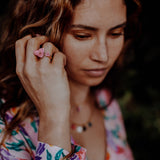 bague ajustable dorée fleur bougainvillier rose