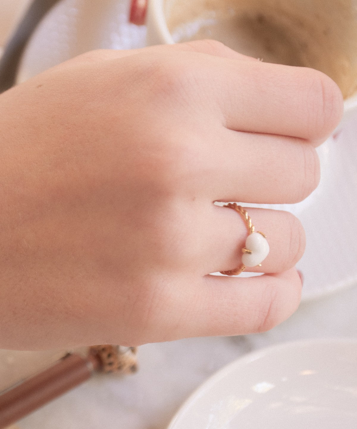 bijou bague torsadée coeur porcelaine peinte à la main