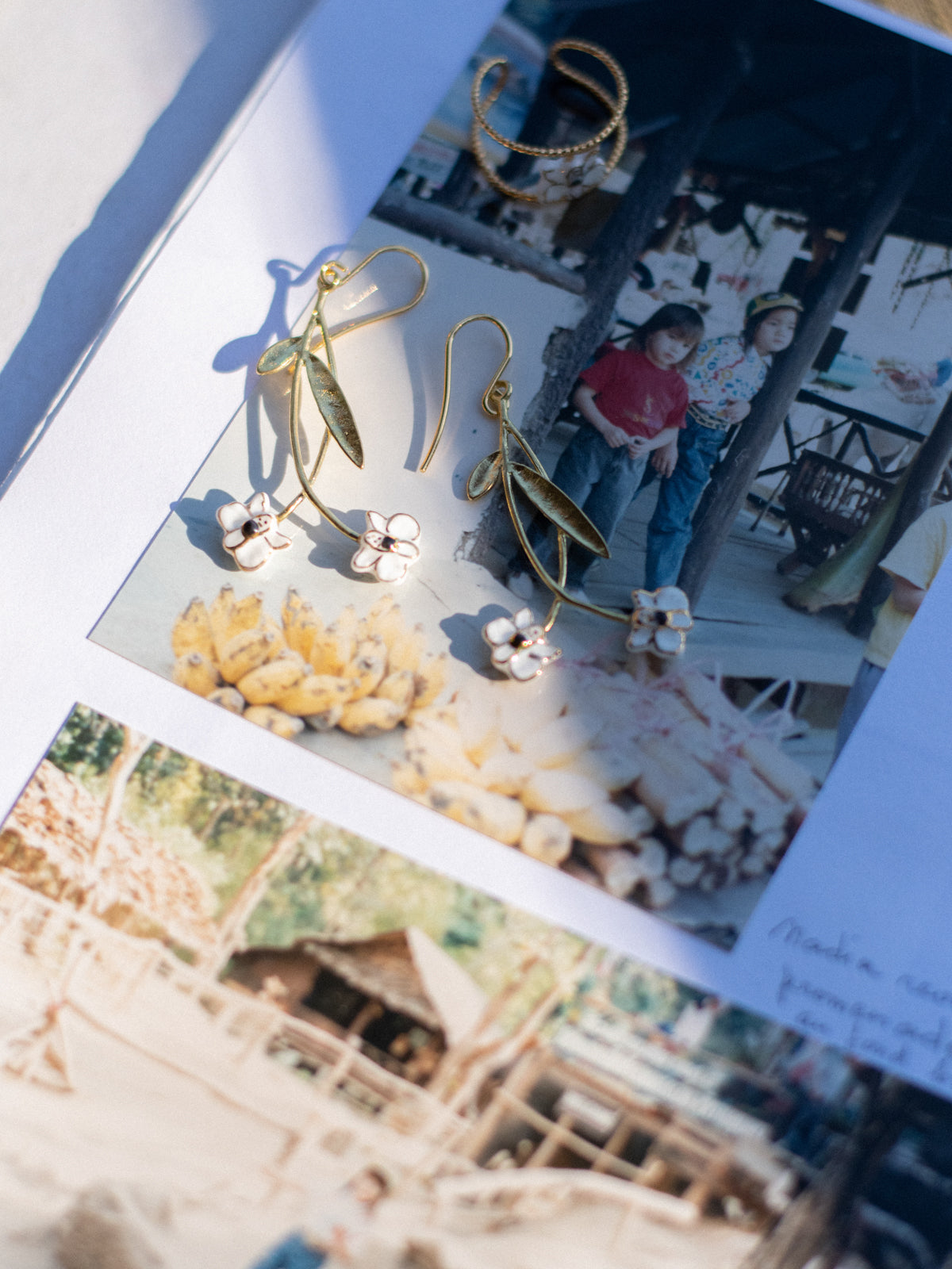 Boucles d'oreilles branche orchidée