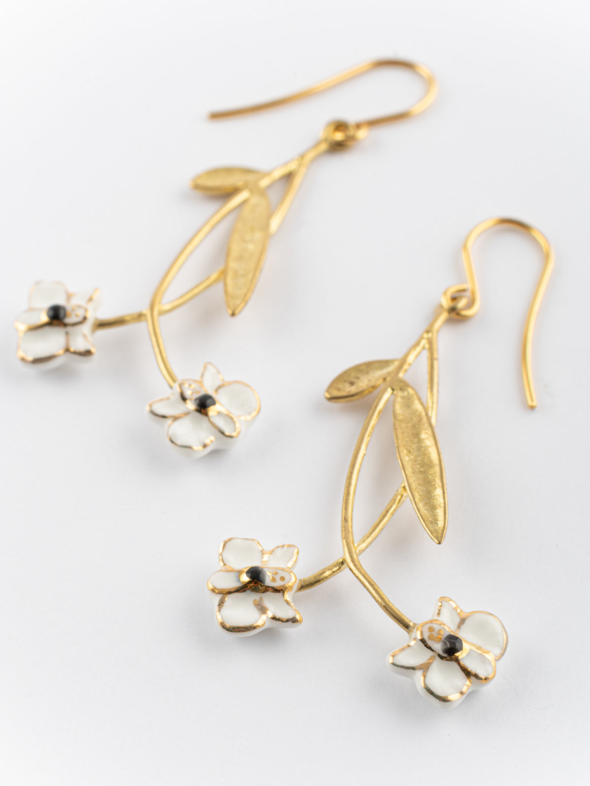 Boucles d'oreilles branche orchidée