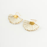 Boucle d'oreilles blanc doré fait main en porcelaine éventail