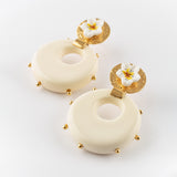 Boucles d'oreilles fleur de poirier & porcelaine cloutée