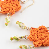 Boucles d'oreilles fleur en raphia & perruches