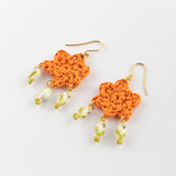 Boucles d'oreilles fleur en raphia & perruches