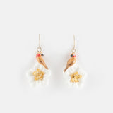 Boucles d'oreilles oiseau linotte sur fleur - Il était une fois