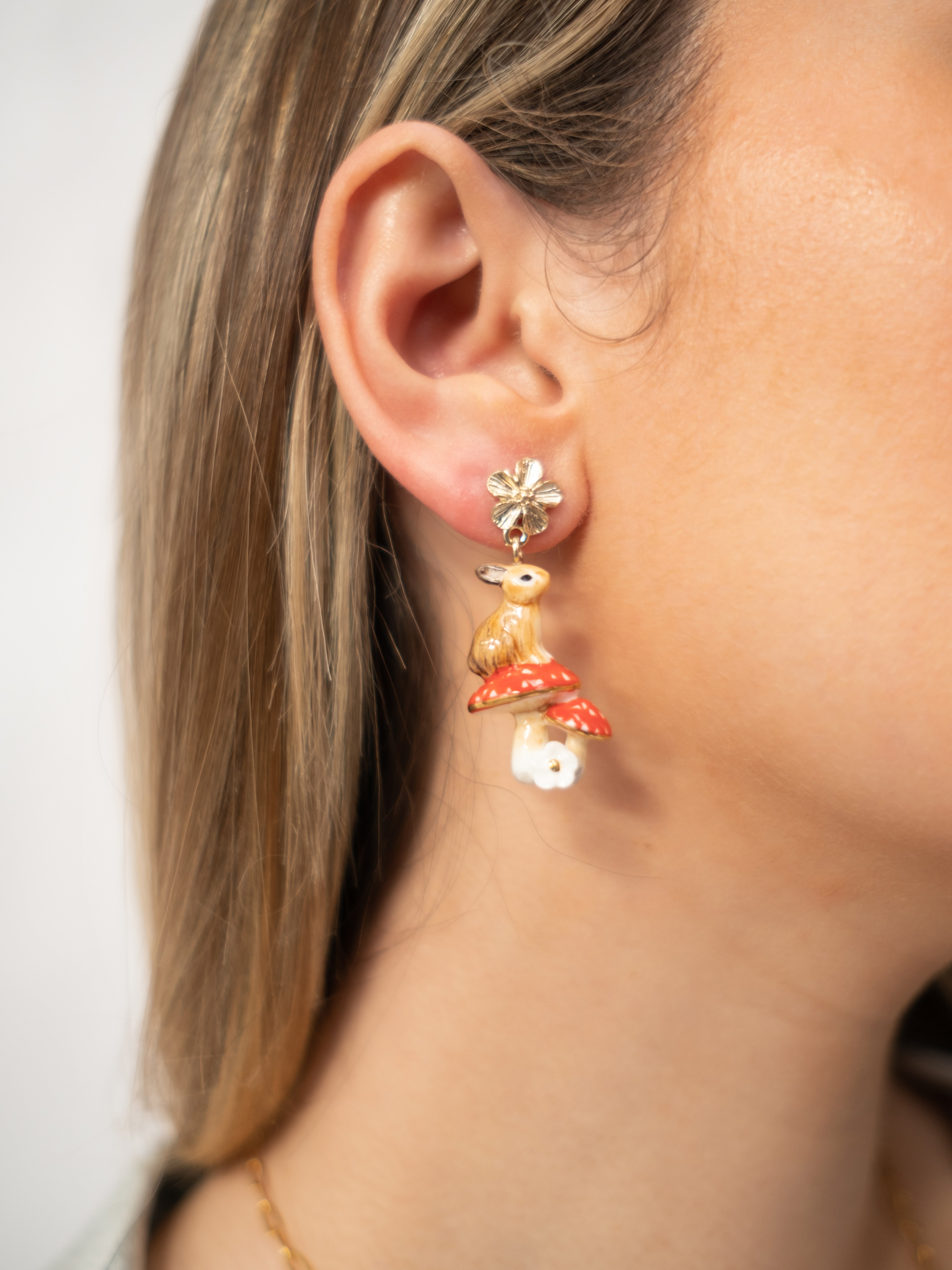 Boucles d'oreilles pendantes lapin et champignons - Il était une fois