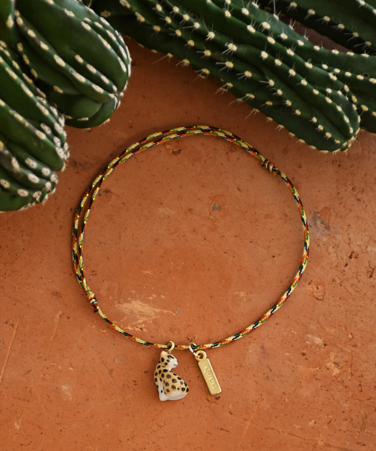 Bracelet charm's multicolore animal leopard porcelaine peint a la main