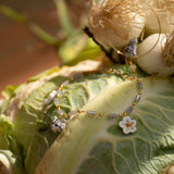 Bracelet fleur de poirier & chaton tabby