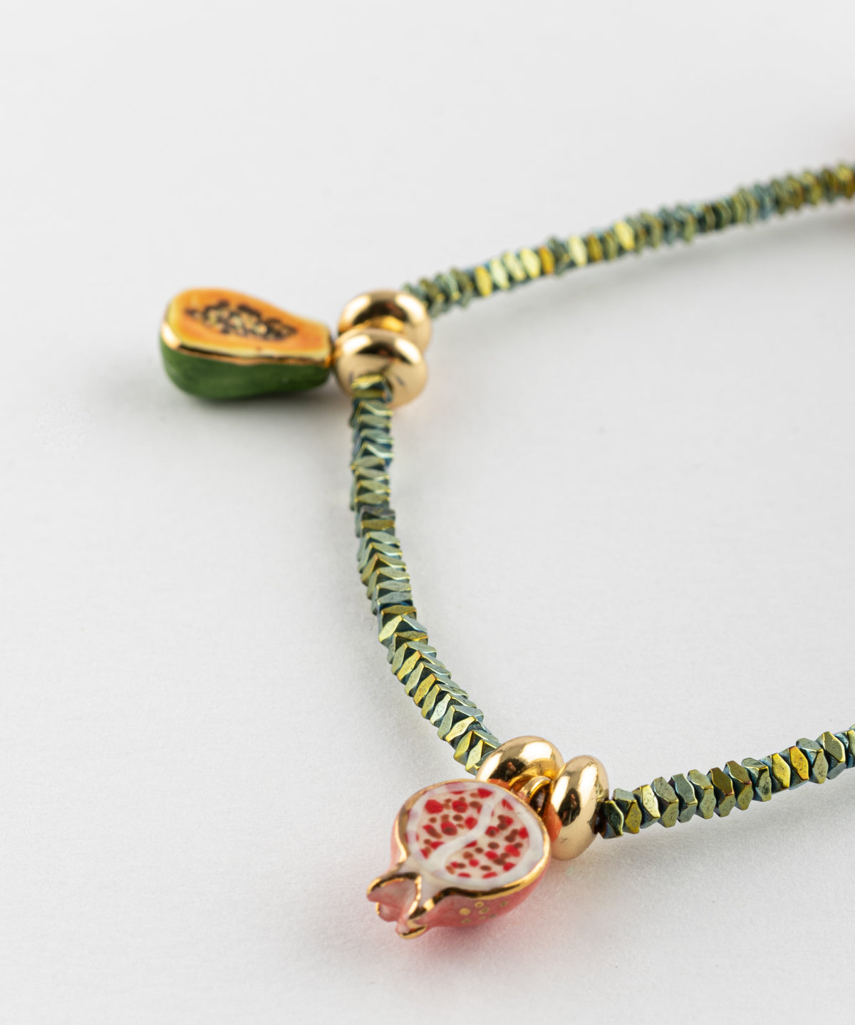 Bracelet perles d'hématite & fruits